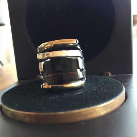 Ring - Picture 2 of 4